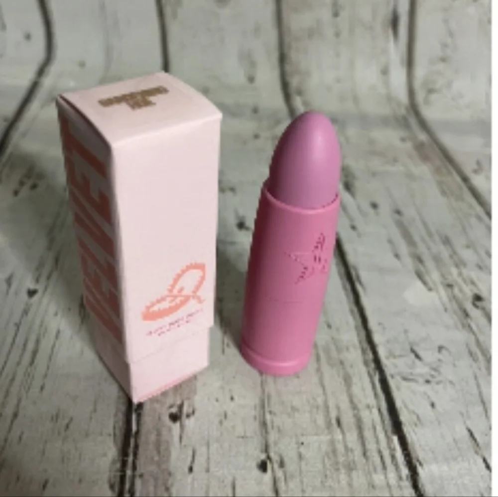 Jeffree Star discover luxurious